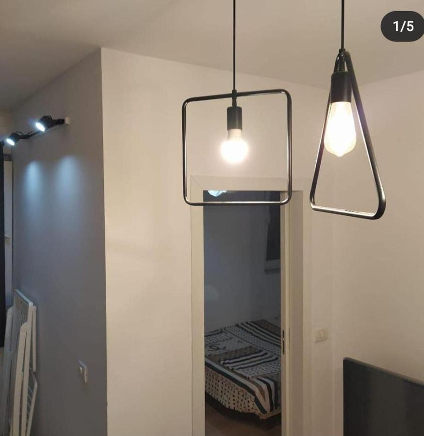 Lovely 1 Bedroom Near Eye Of Appartement *